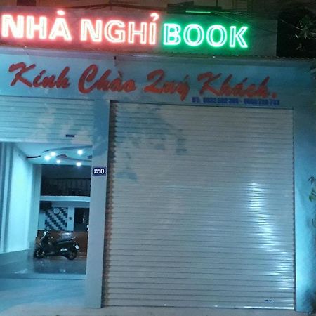 Nha Nghi Book Hotel Hoan Giap Buitenkant foto